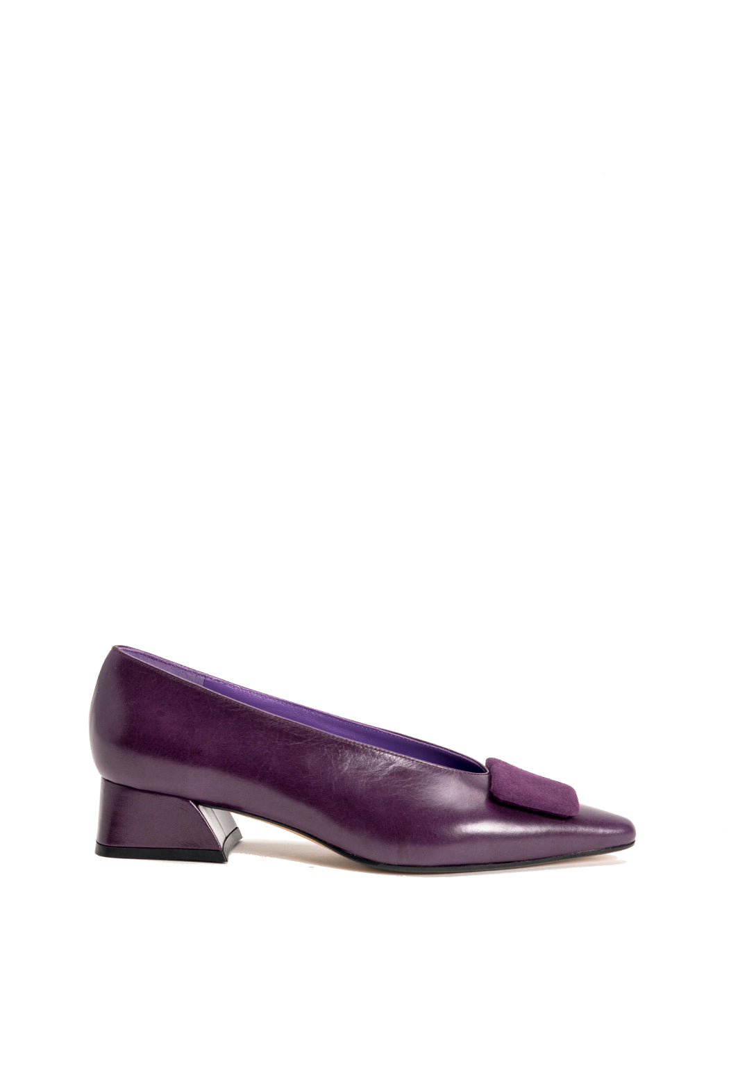 Pumps mit Wildlederpatch in Lila