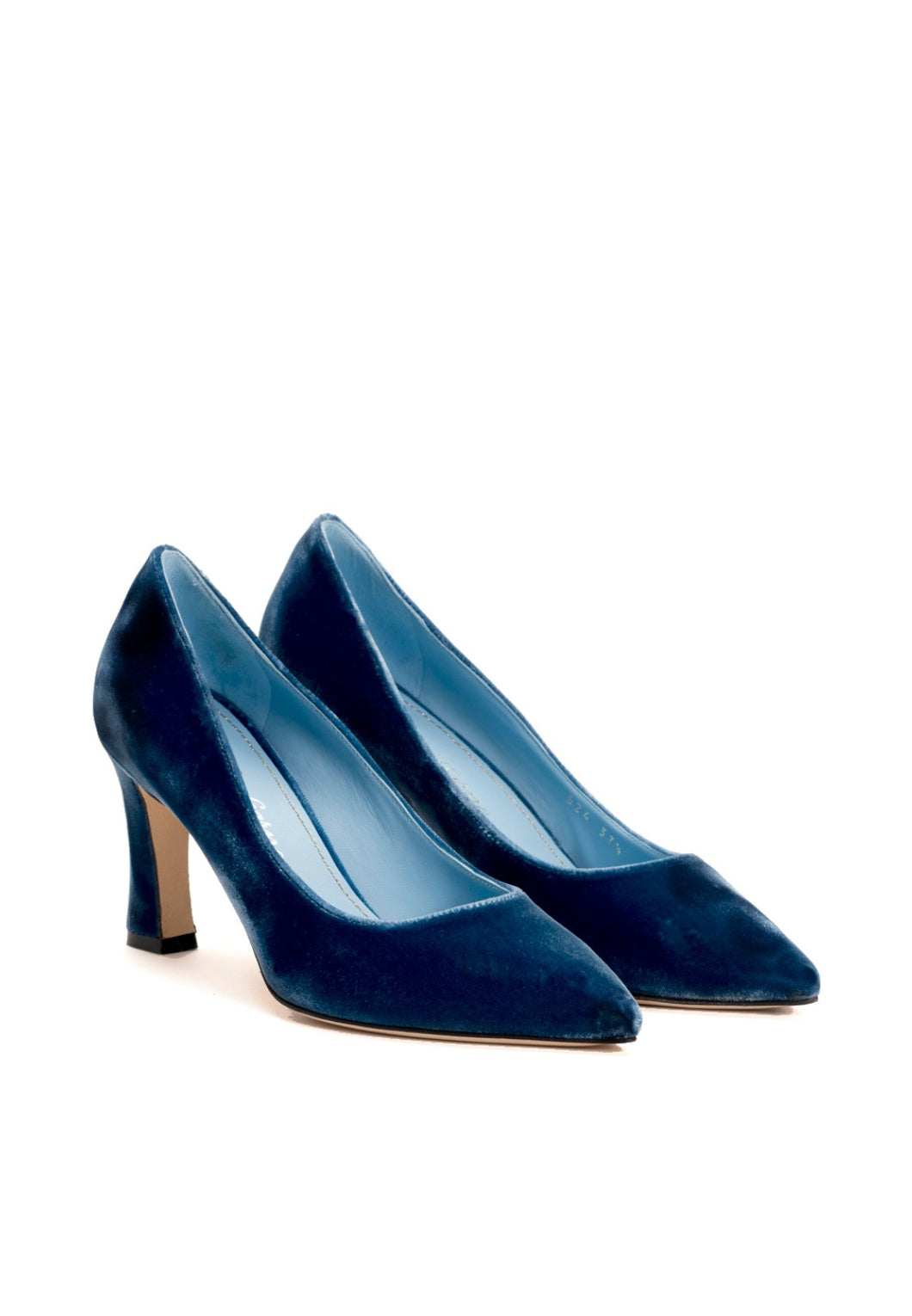 Pumps aus Samt in Denimblau