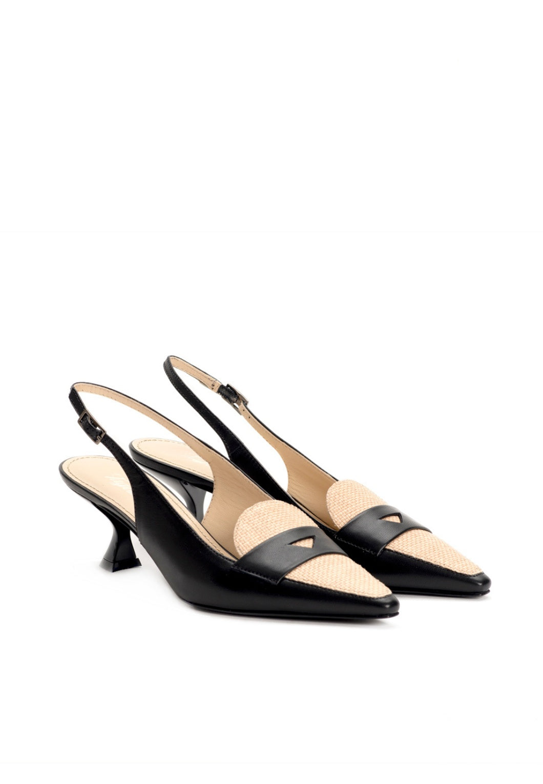 Slingback Pumps mit Kontrastmaterial in Schwarz