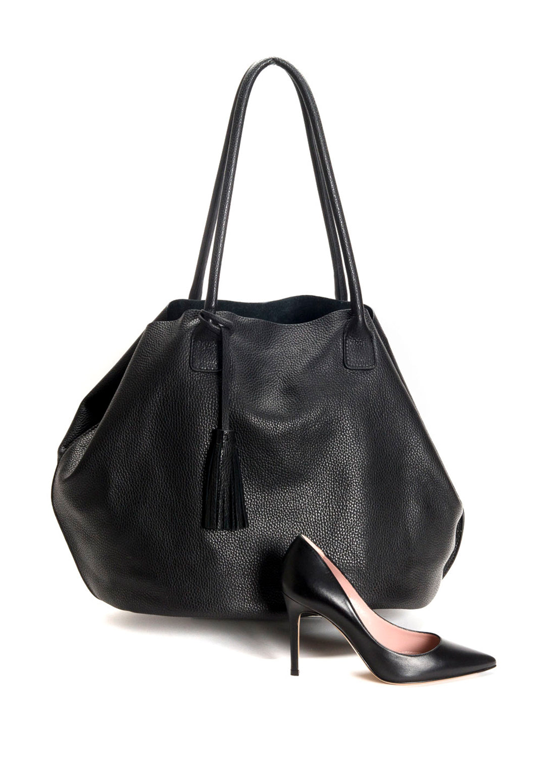 Shopper aus Leder mit Hirschprägung in Schwarz