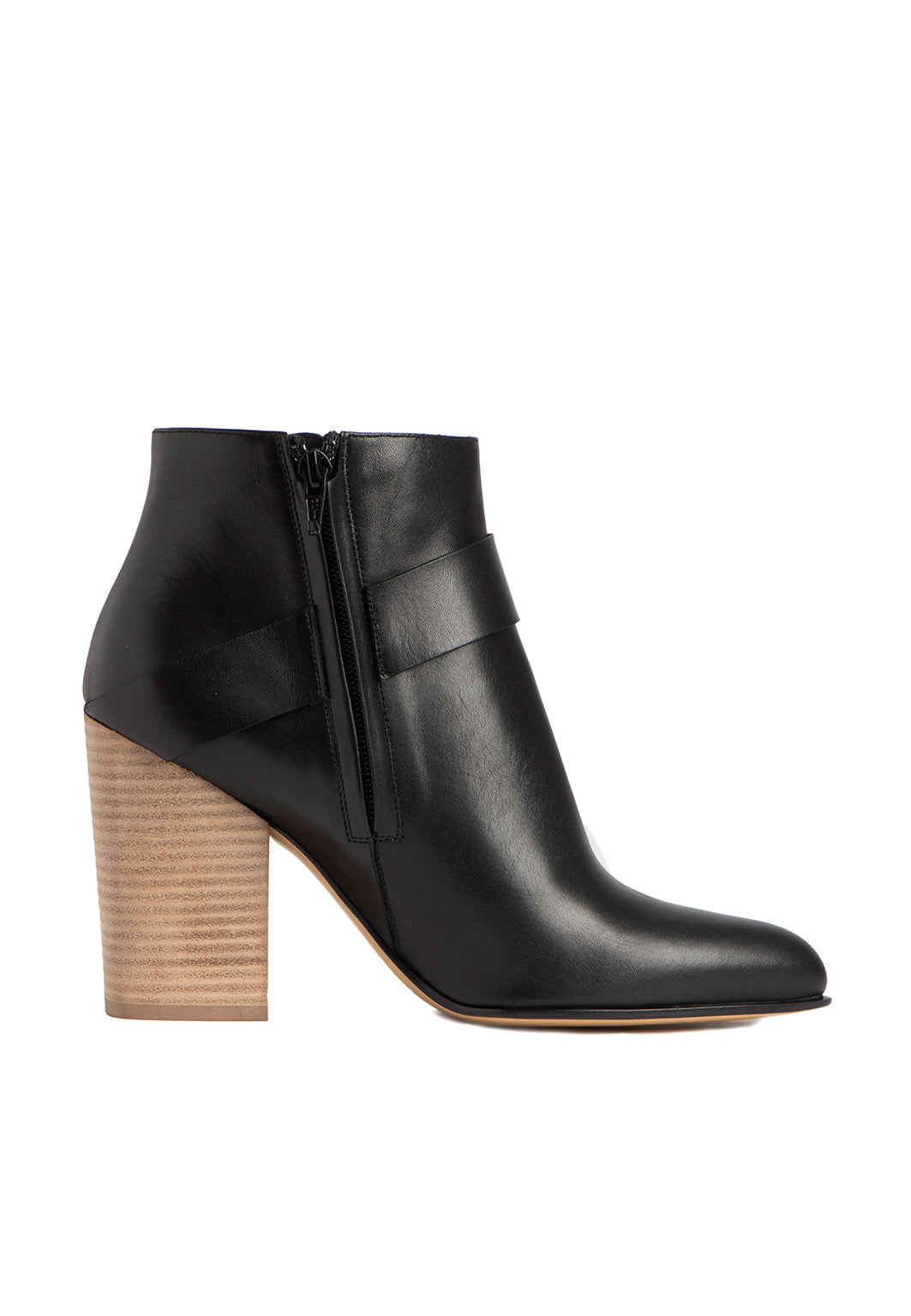 Stiefelette mit Schnalle in Schwarz