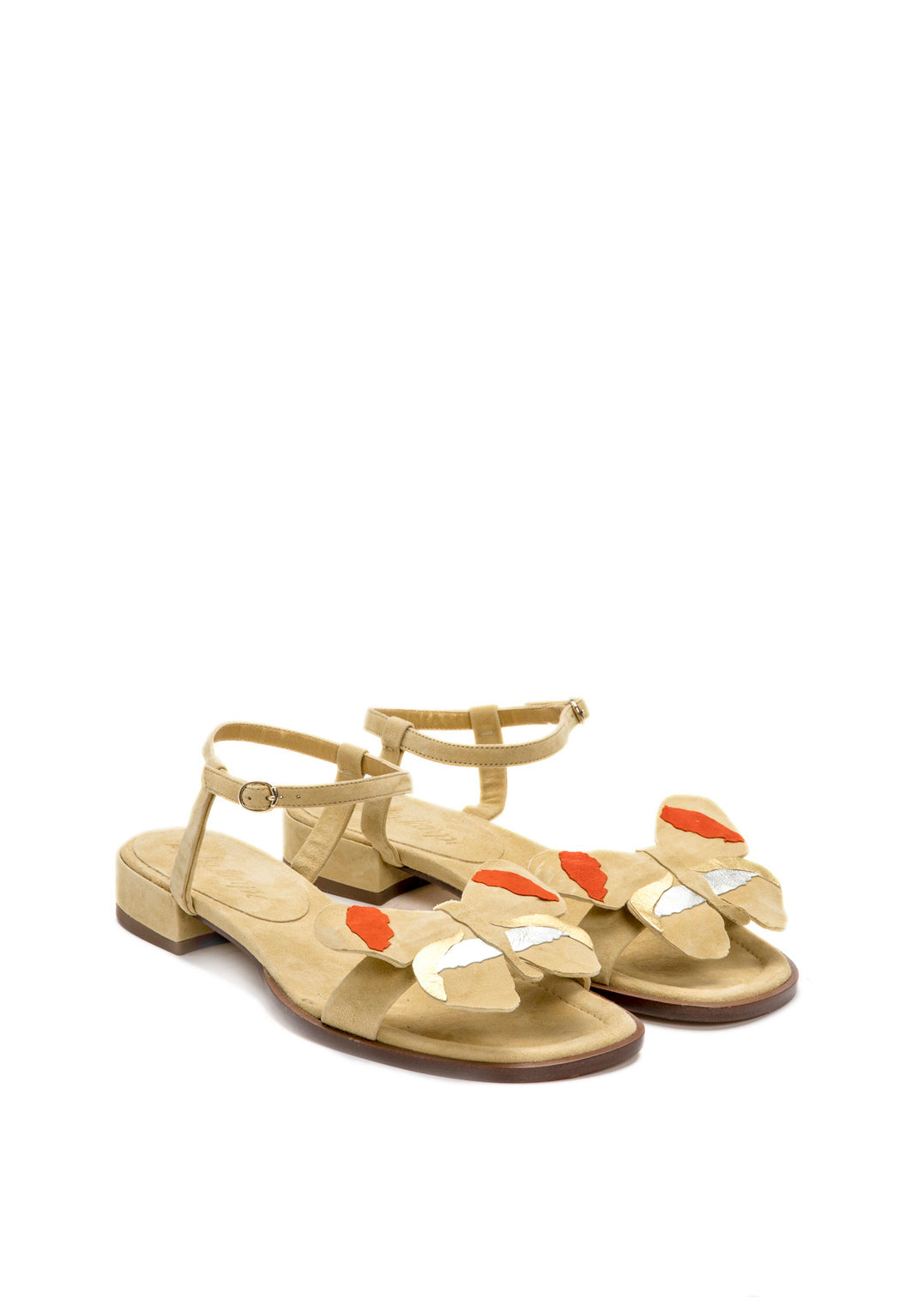 Sandale mit Schmetterlings-Applikation in Beige