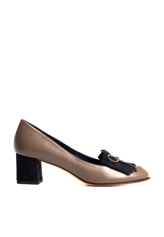 Elegante Pumps in Taupe mit Quaste